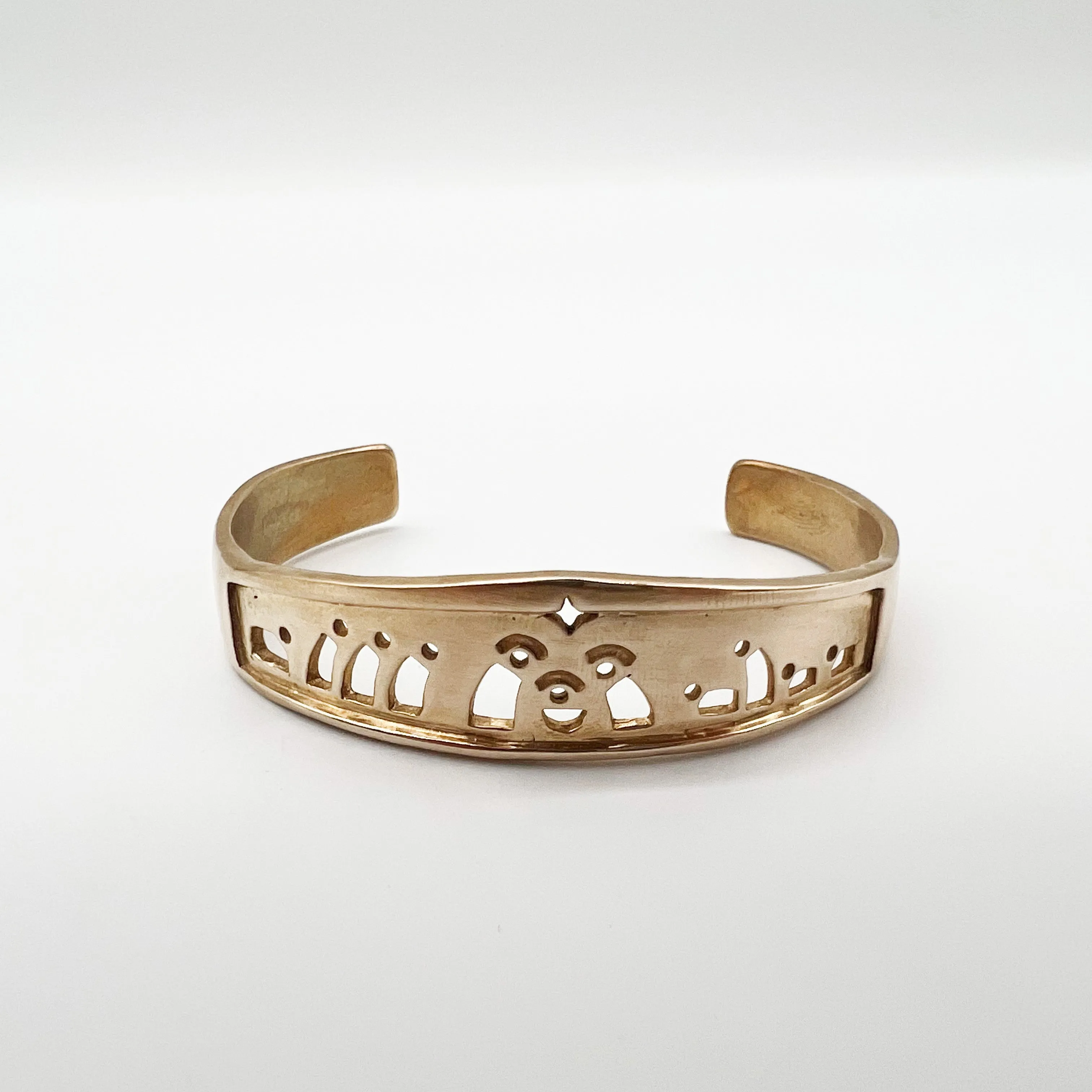 Mimosa Cuff - Nativity