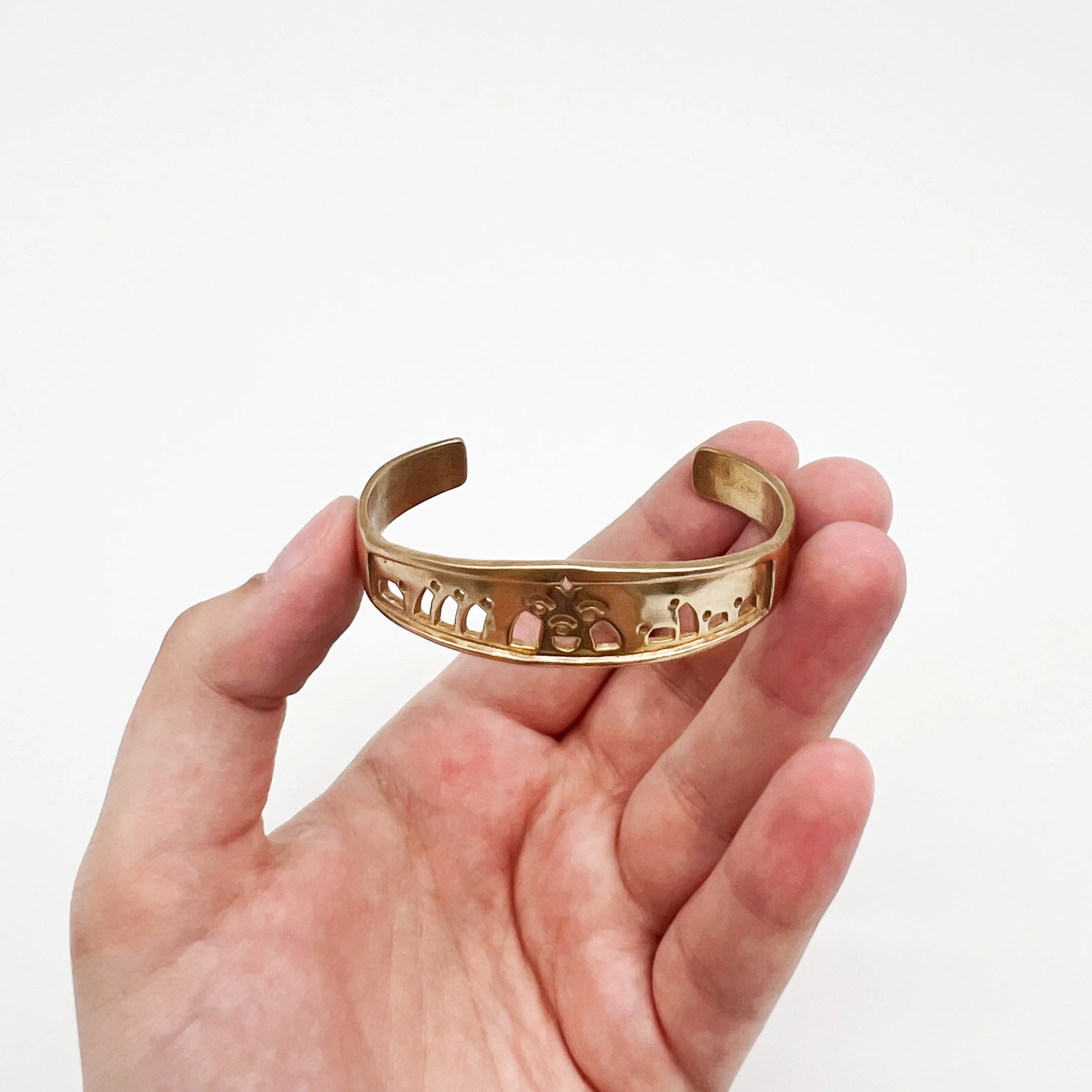 Mimosa Cuff - Nativity