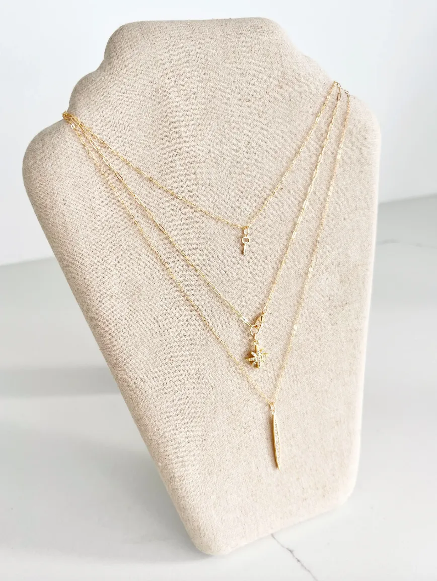 "The Point" Cz Necklace